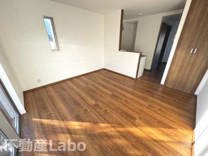 徳島県板野郡北島町鯛浜字向(アパート)の賃貸物件の居間