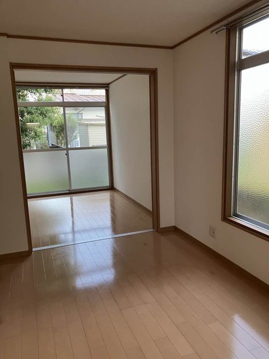 こやまハイツの居間