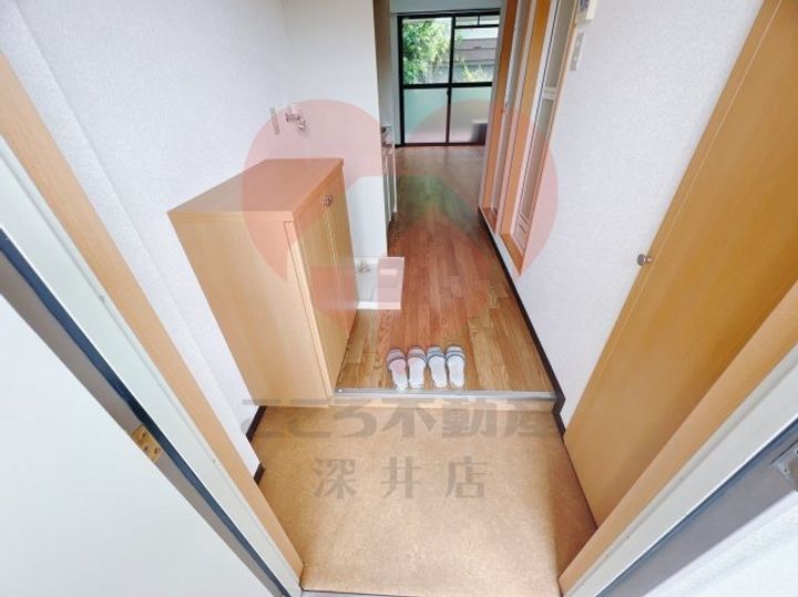 初芝スプリングコートの玄関