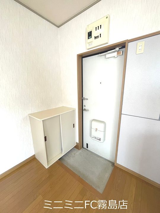 サウスヴリーズ隼人の玄関