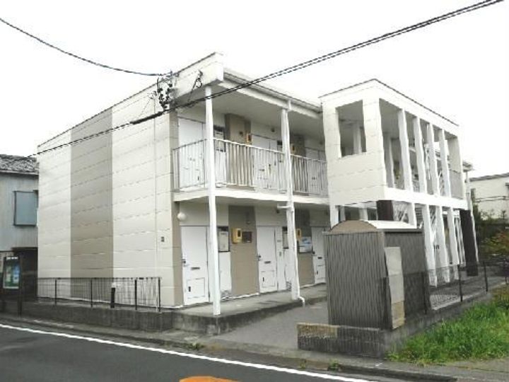 レオパレスルミナスの外観