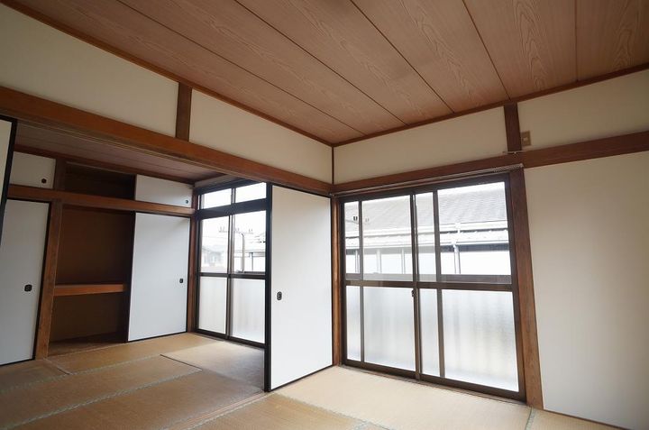 ニイハイツIの居間