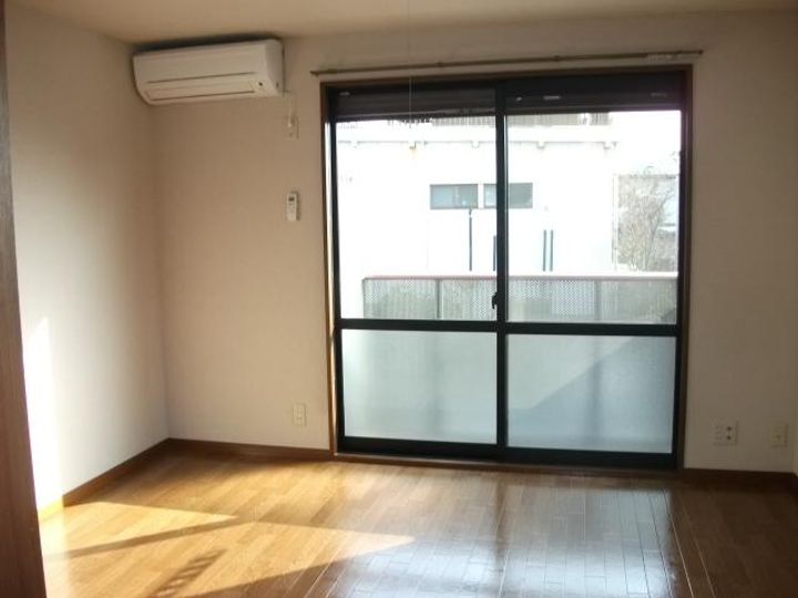 エンデバーの居間