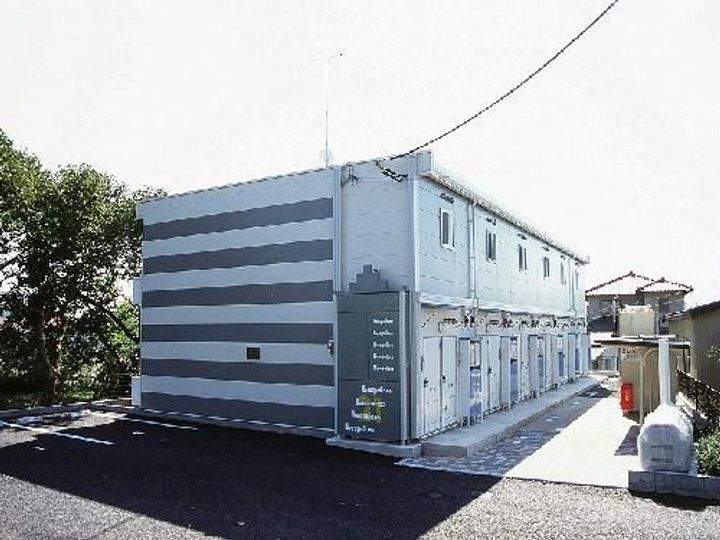 レオパレス楓の外観