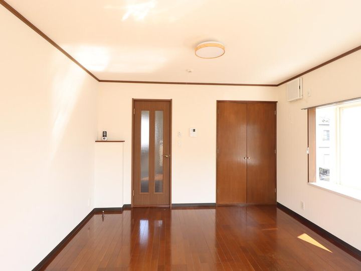 エルヴィーナ宮中Eの内装