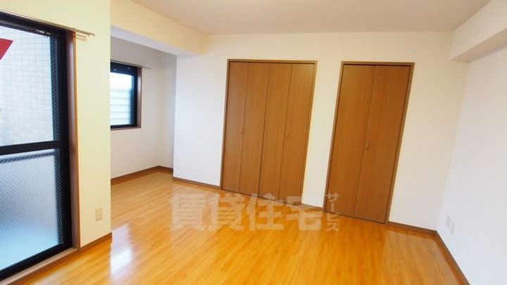 グランレブリー室町六角の居間