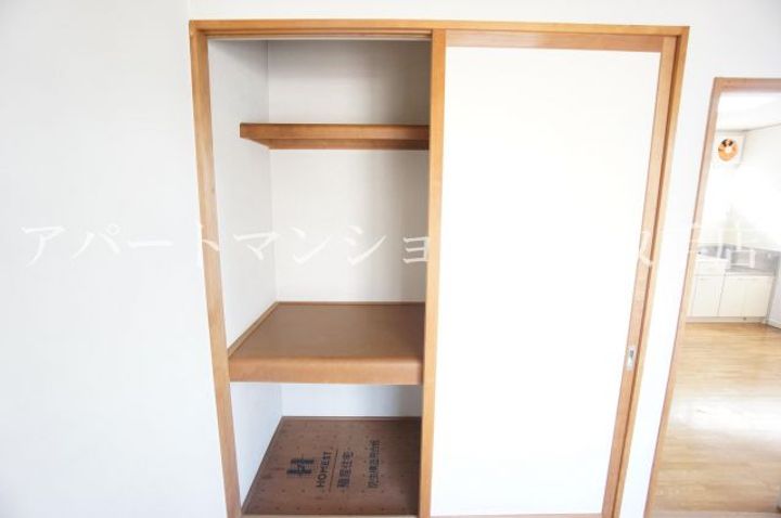 グリーンヒルクラモチの内装