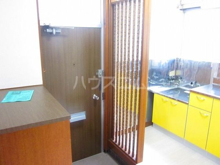 ハイツ洗足の玄関