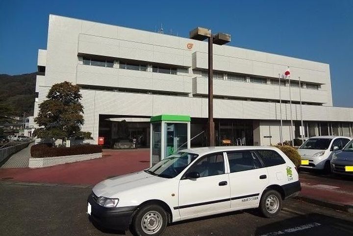 シュクル IIの周辺