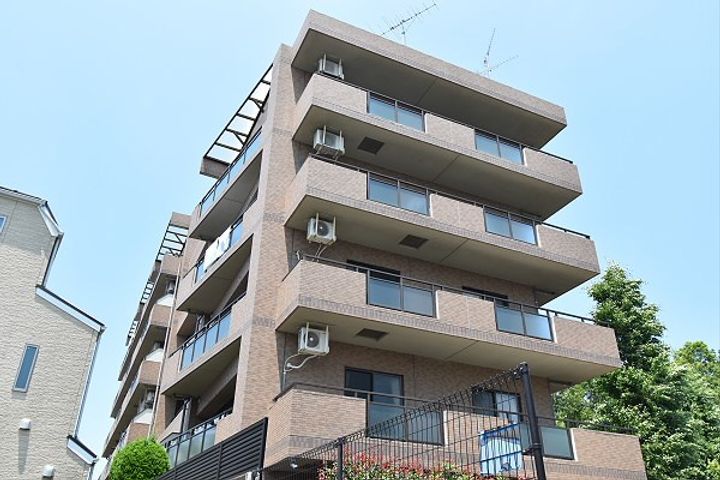 東京都調布市上石原1(マンション)の賃貸物件の外観