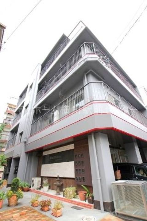平岡ビルの外観