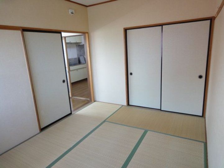 ファミールAの内装