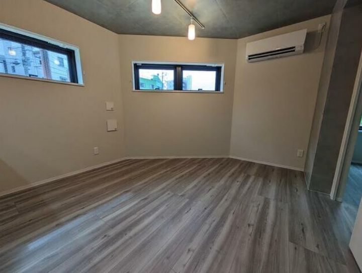 FilleFlatsーKAWAGUCHIHONCHOの外観