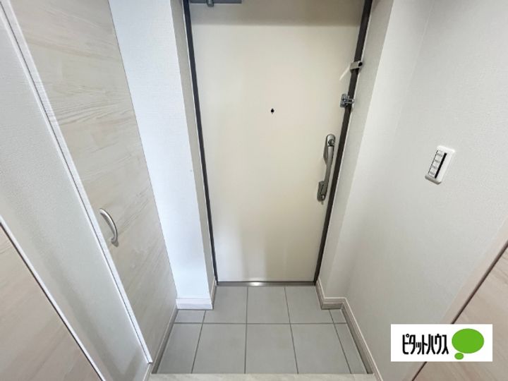 GRAN PASEO谷在家の玄関