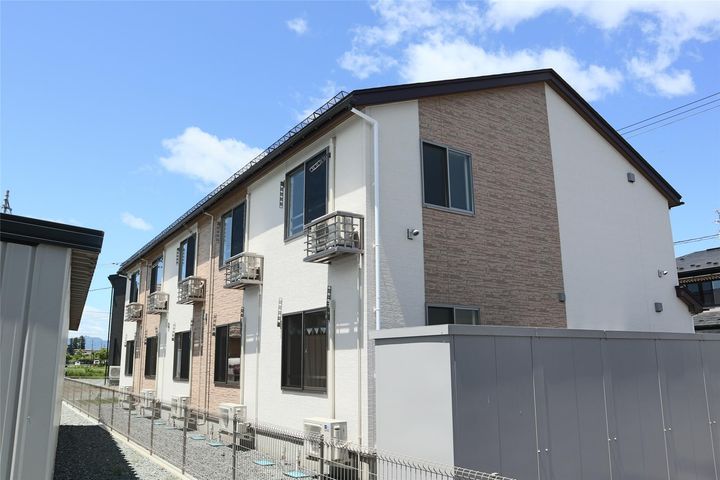 gran hills suwa(グランヒルズスワ)の外観