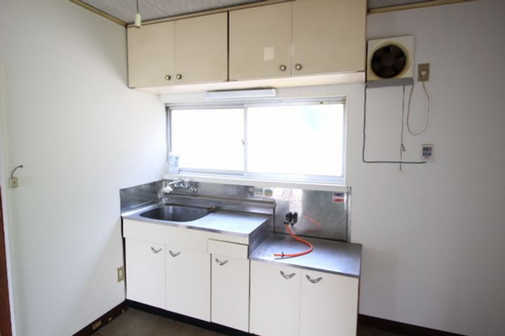岡山県岡山市南区福富東2(一戸建)の賃貸物件のキッチン