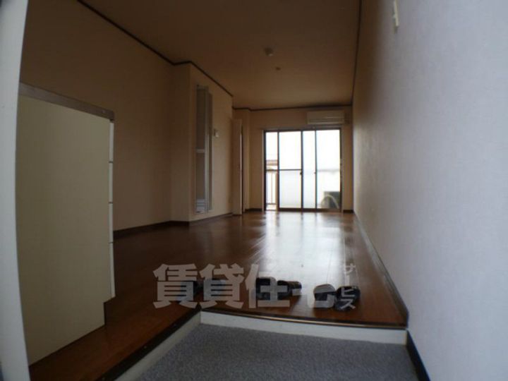 京都府京都市中京区西ノ京中御門西町(マンション)の賃貸物件の玄関