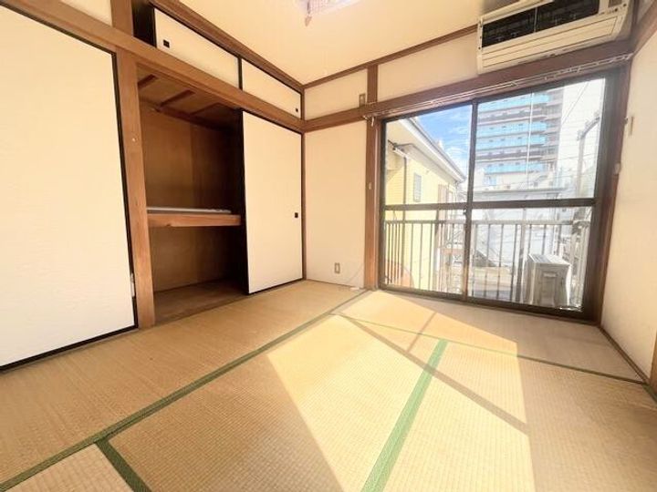 リズひばりが丘の内装