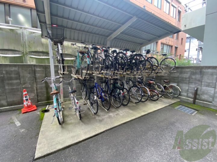 正栄ビル西公園の地図