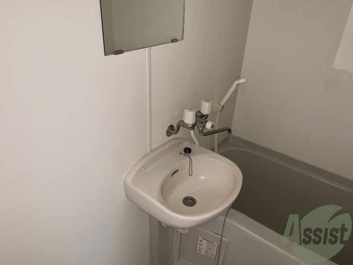 正栄ビル西公園の内装