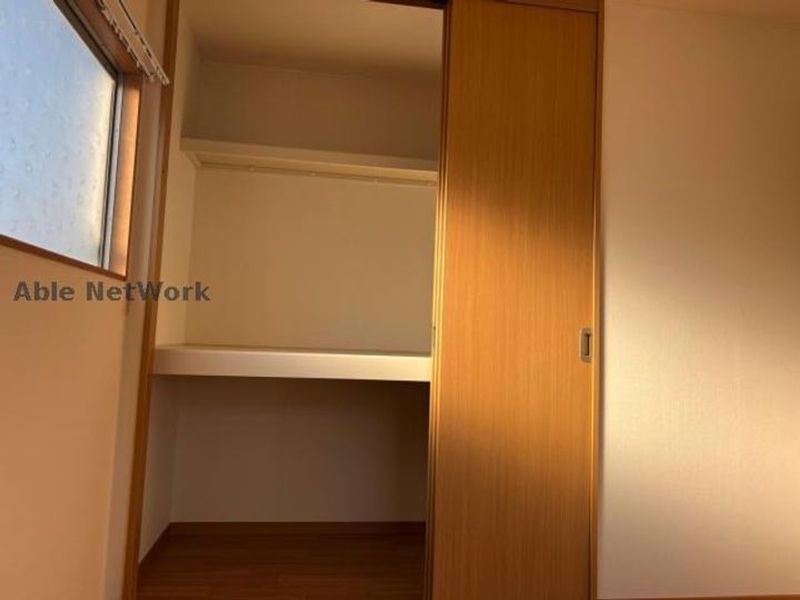 株式会社神谷サンプラス 2Fの内装