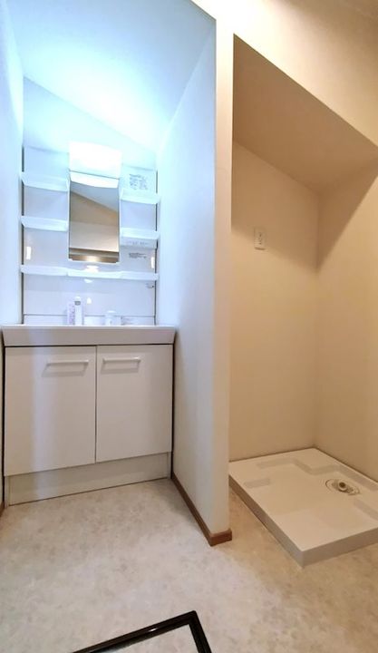 Pin tail  五岳 (パンテール ゴガク)   Bの内装