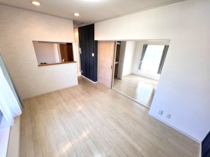 コォーリングマンションの居間