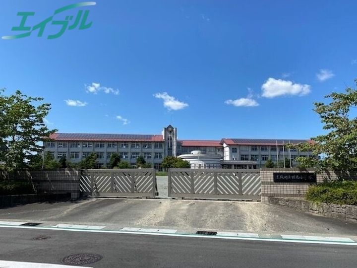 カーサアテナの周辺