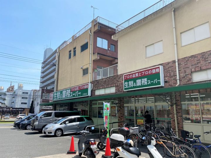 上杉第8マンション中央の周辺