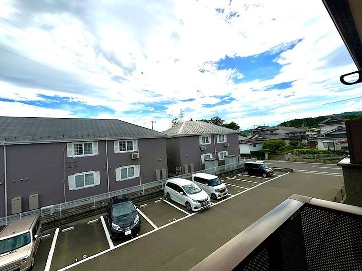 AZUR Iのその他画像