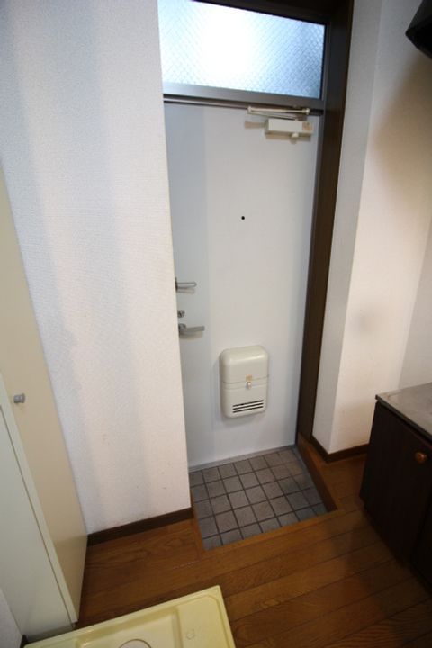 K-ハウス伍番館の玄関