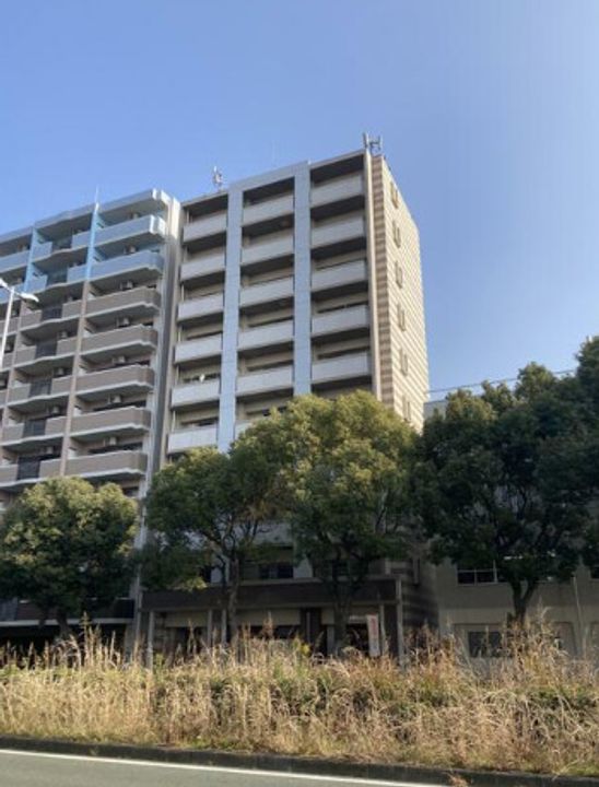 グランパーク県庁東の地図