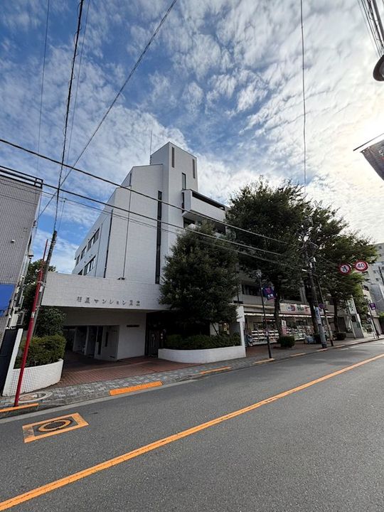 明星マンションの外観