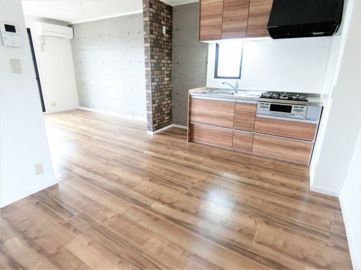 千葉県茂原市八千代1(アパート)の賃貸物件の居間