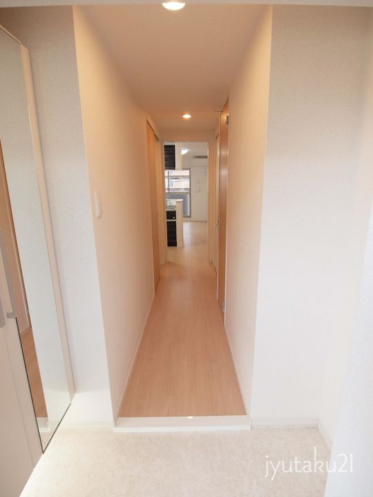 グランクリュ佐古WESTの玄関