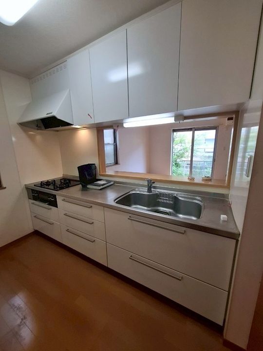 神奈川県藤沢市鵠沼海岸6(一戸建)の賃貸物件のキッチン