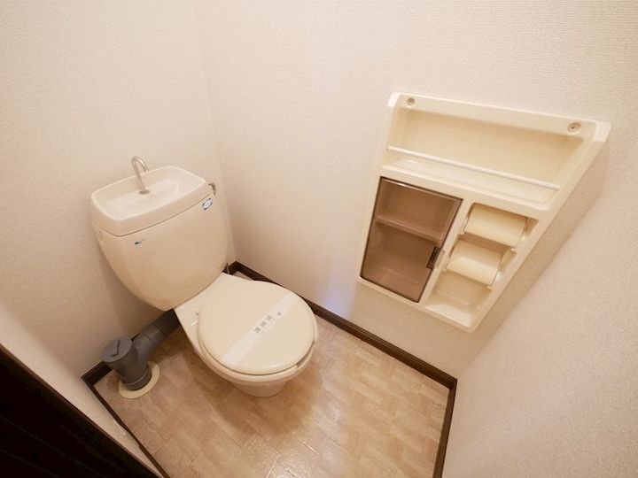 クレセントコートの内装