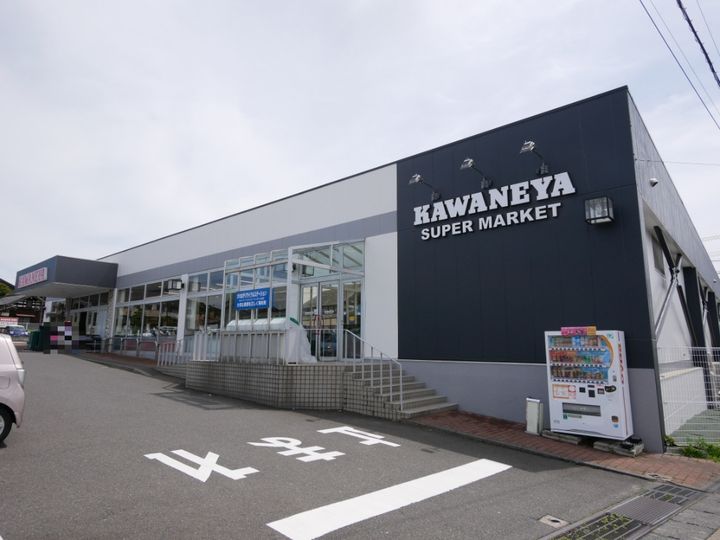 クレセントコートの周辺
