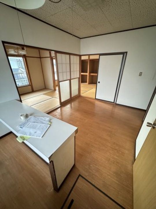 ヴィラオリーブの居間