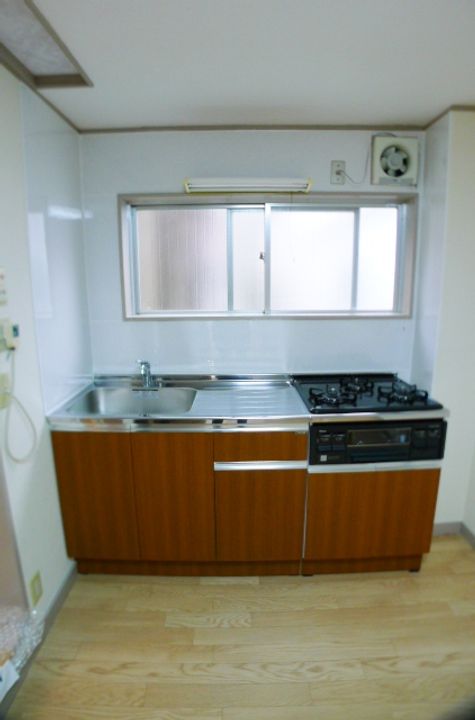 釣巻ビルのキッチン