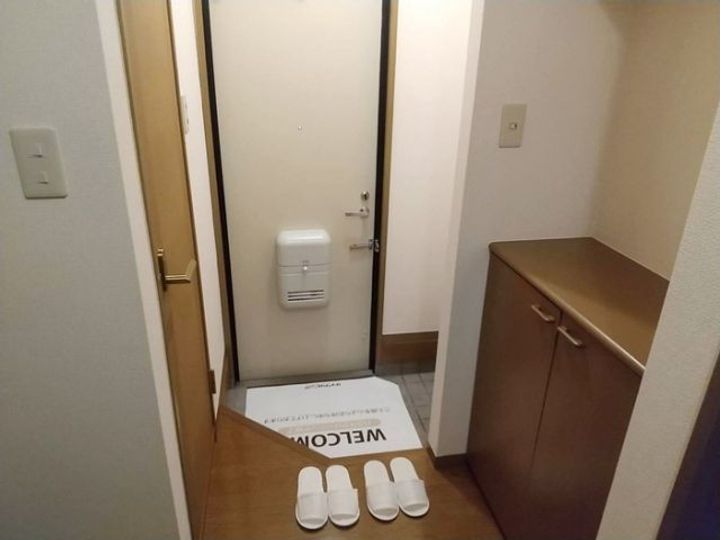 東京都青梅市河辺町3(一戸建)の賃貸物件の玄関