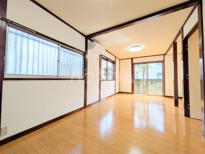 東京都大田区田園調布1(一戸建)の賃貸物件の居間