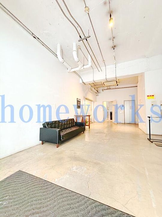 RE-KNOW東日本橋の地図