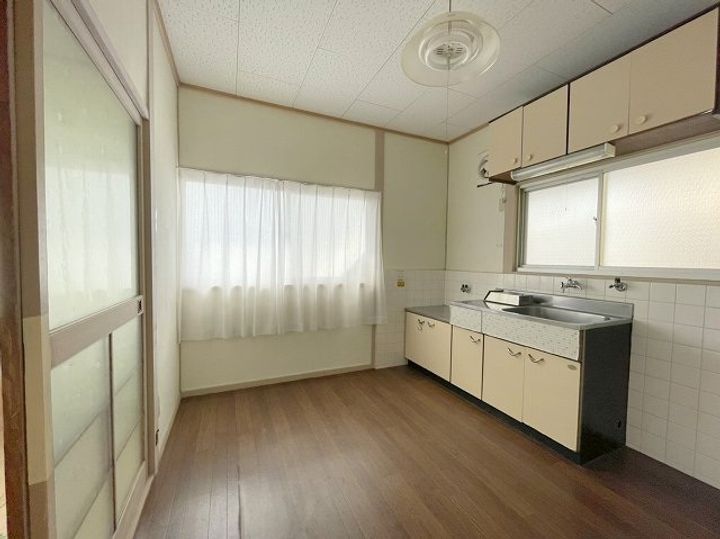 広島県広島市東区尾長西2(アパート)の賃貸物件の居間