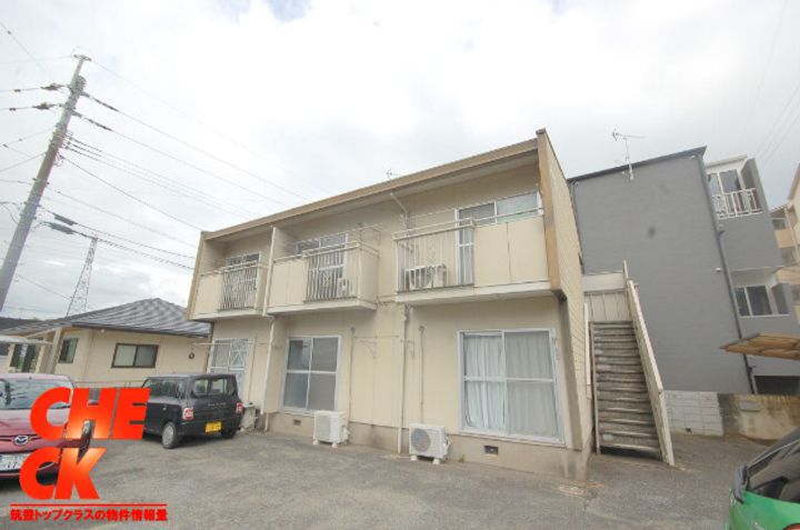 LAアパルトマンの外観