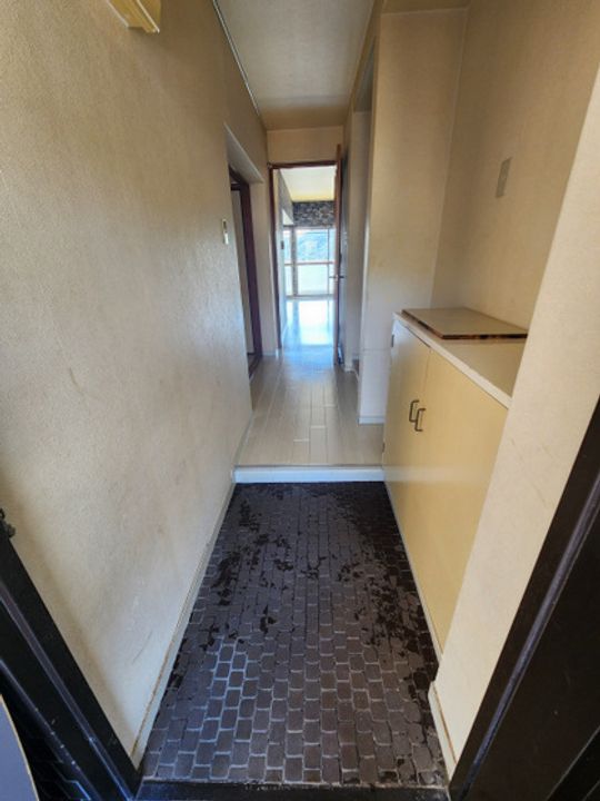 ライオンズマンション広島の玄関