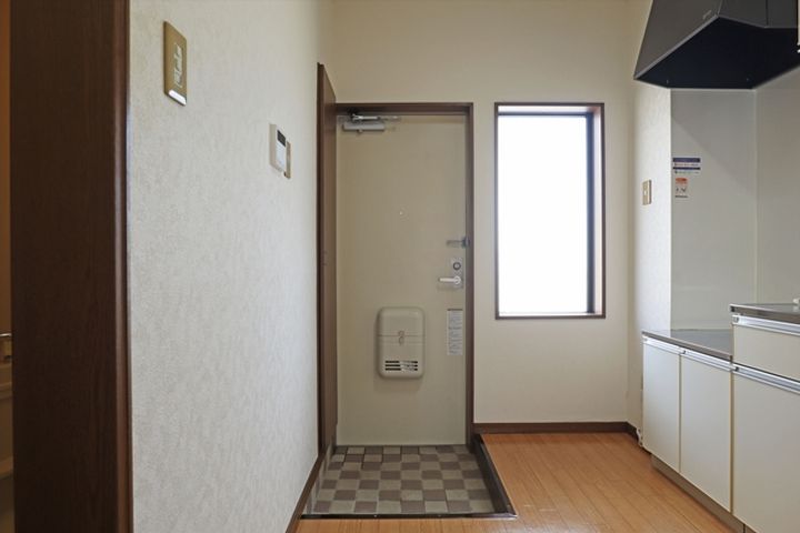 太郎殿ヴィレッジ C棟の玄関