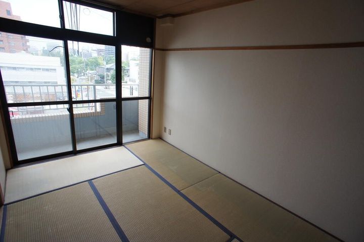高谷アパートの内装