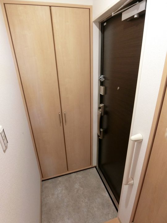 サン・シャトンの玄関