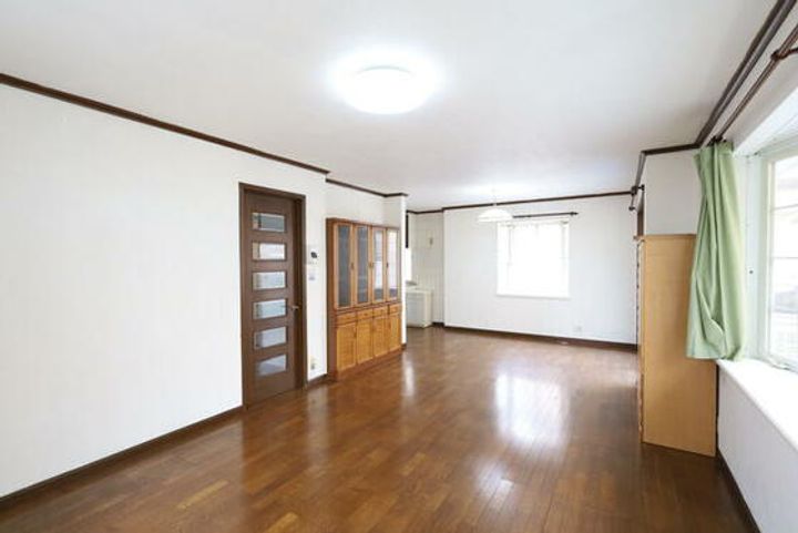 埼玉県久喜市栗原4(一戸建)の賃貸物件の居間